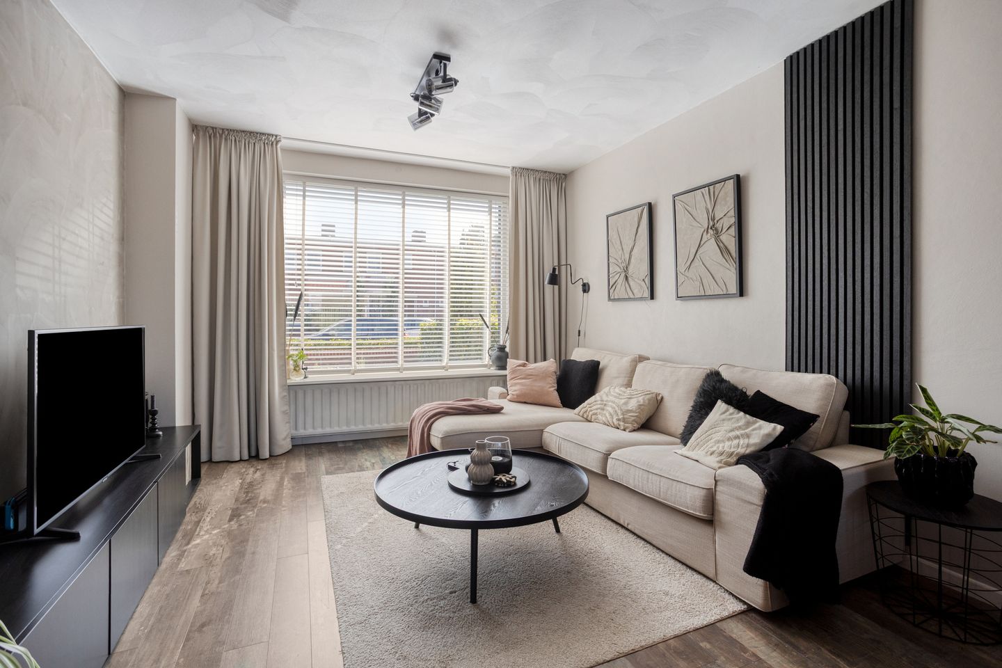 Photo 5 of Irenestraat 24