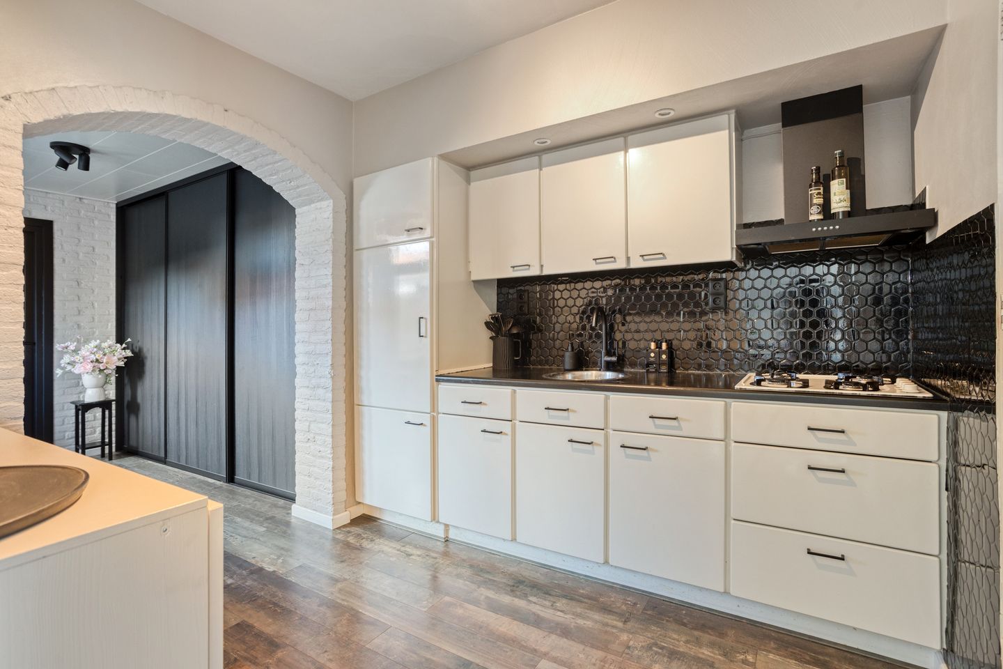 Photo 10 of Irenestraat 24