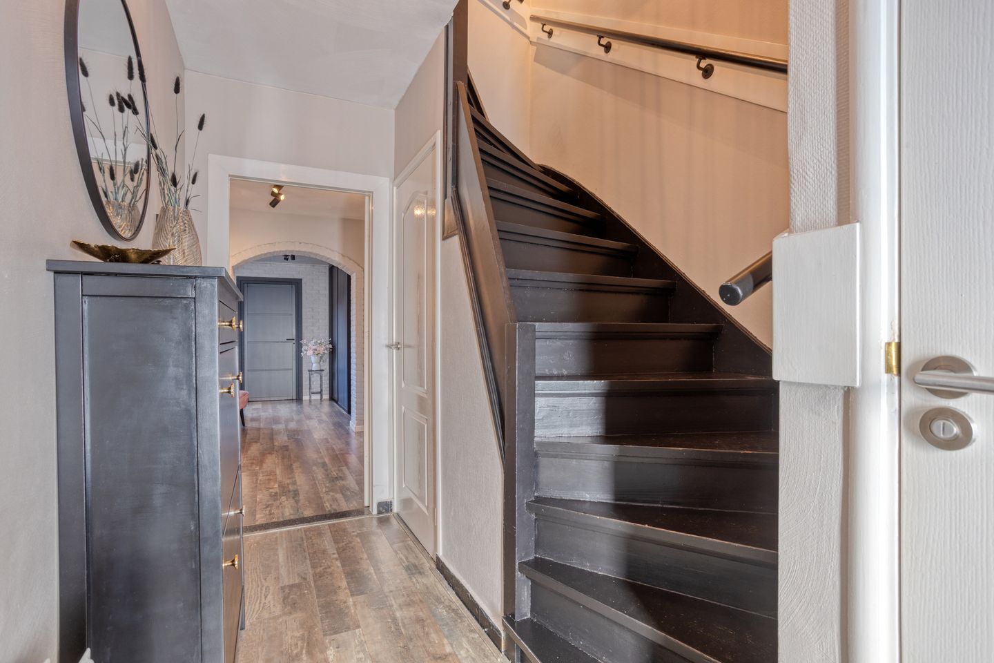 Photo 14 of Irenestraat 24