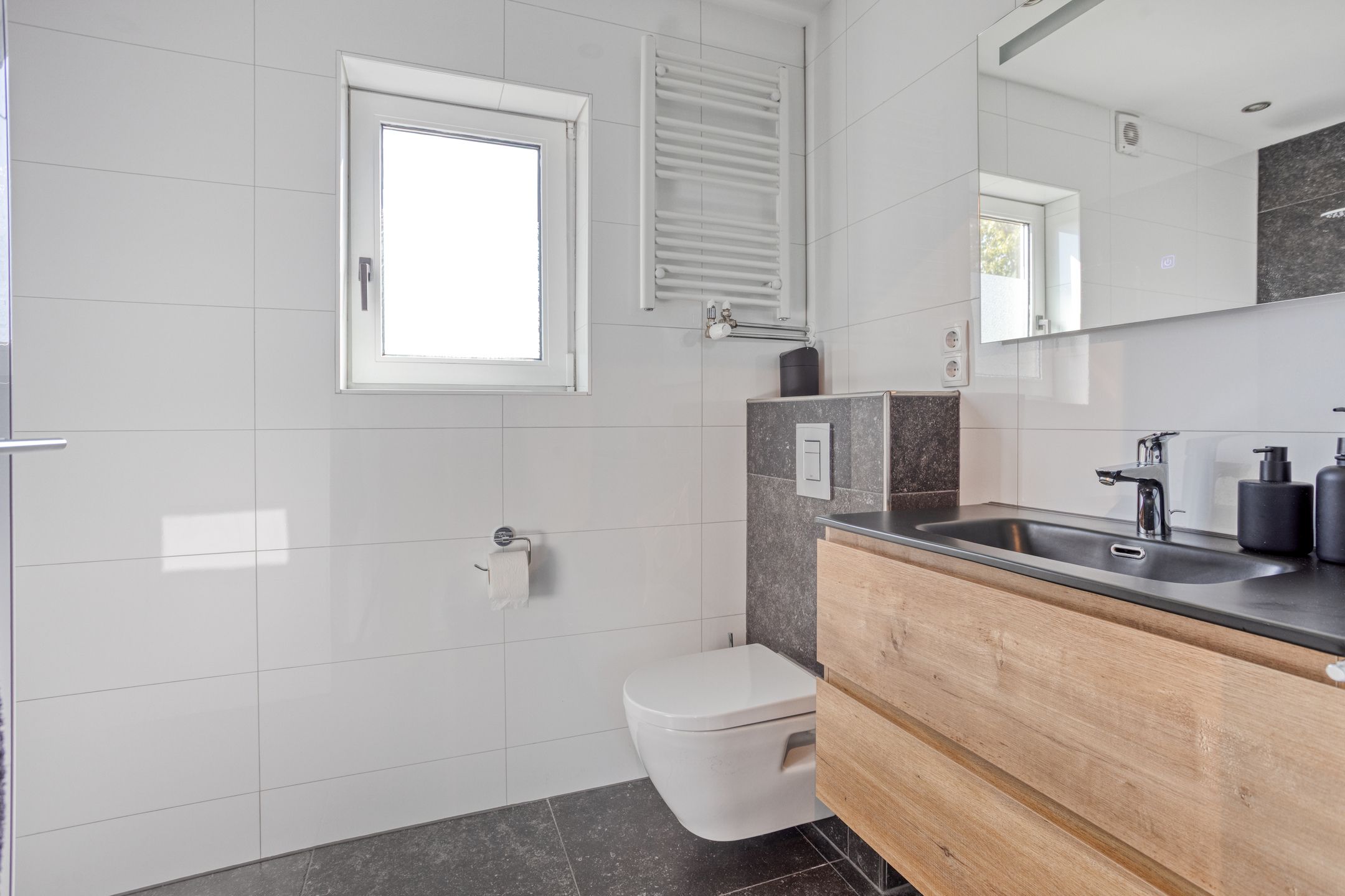 Photo 18 of Irenestraat 24