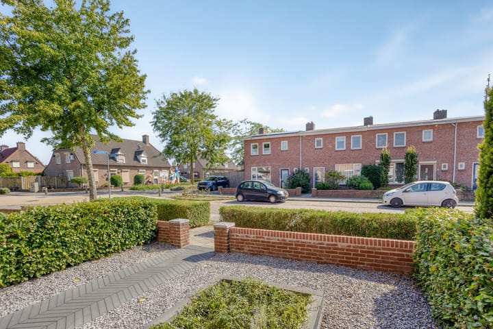 Foto 29 van Irenestraat 24