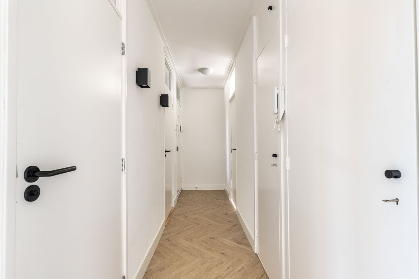 Foto 5 van Admiraal de Ruyterlaan 11