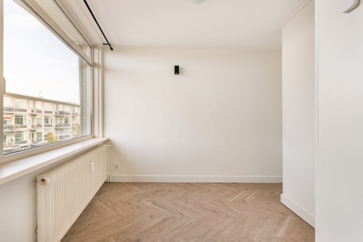 Foto 7 van Admiraal de Ruyterlaan 11