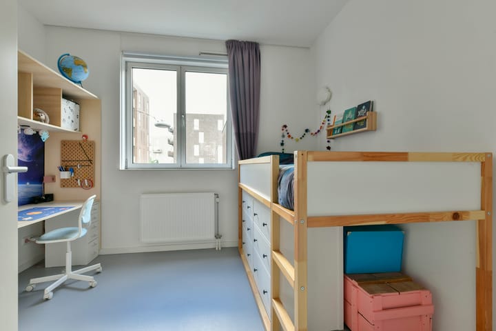 Foto 14 van Kogeldistelstraat 6