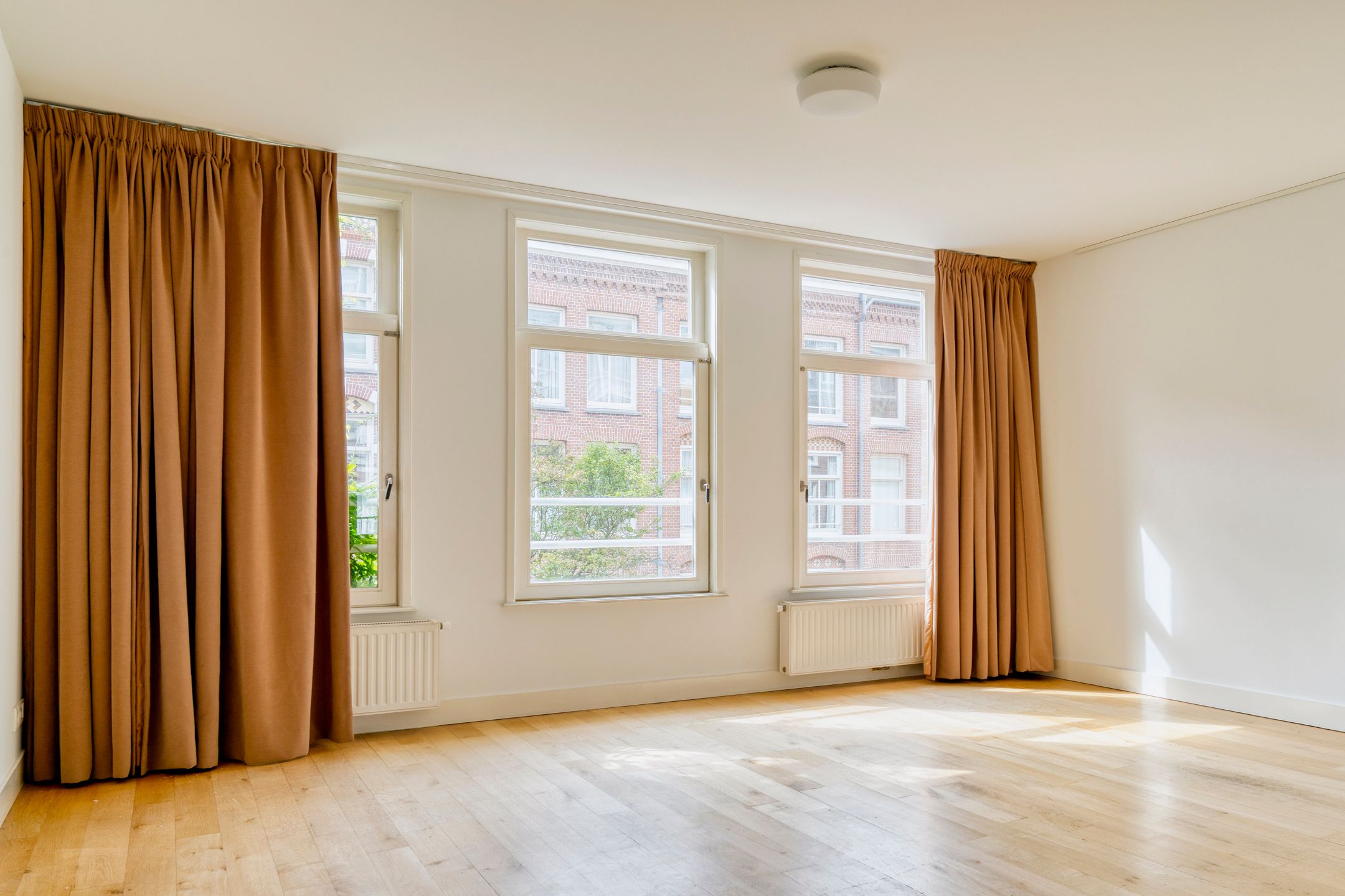 Photo 3 of Balthasar Floriszstraat 47-C