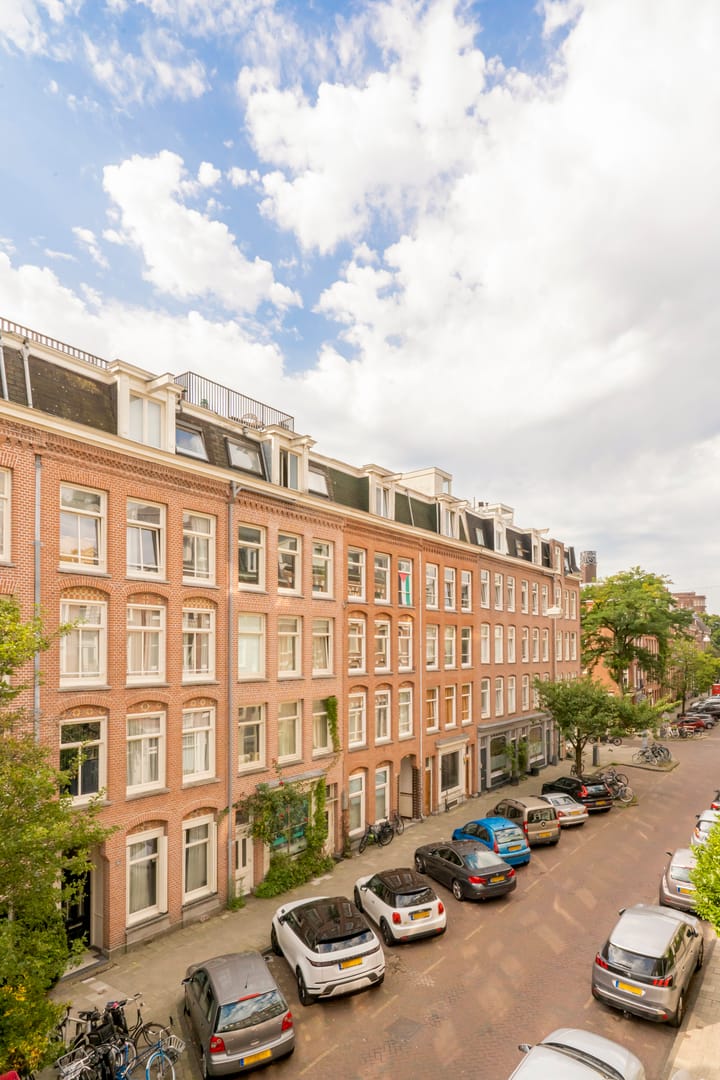 Photo 5 of Balthasar Floriszstraat 47-C