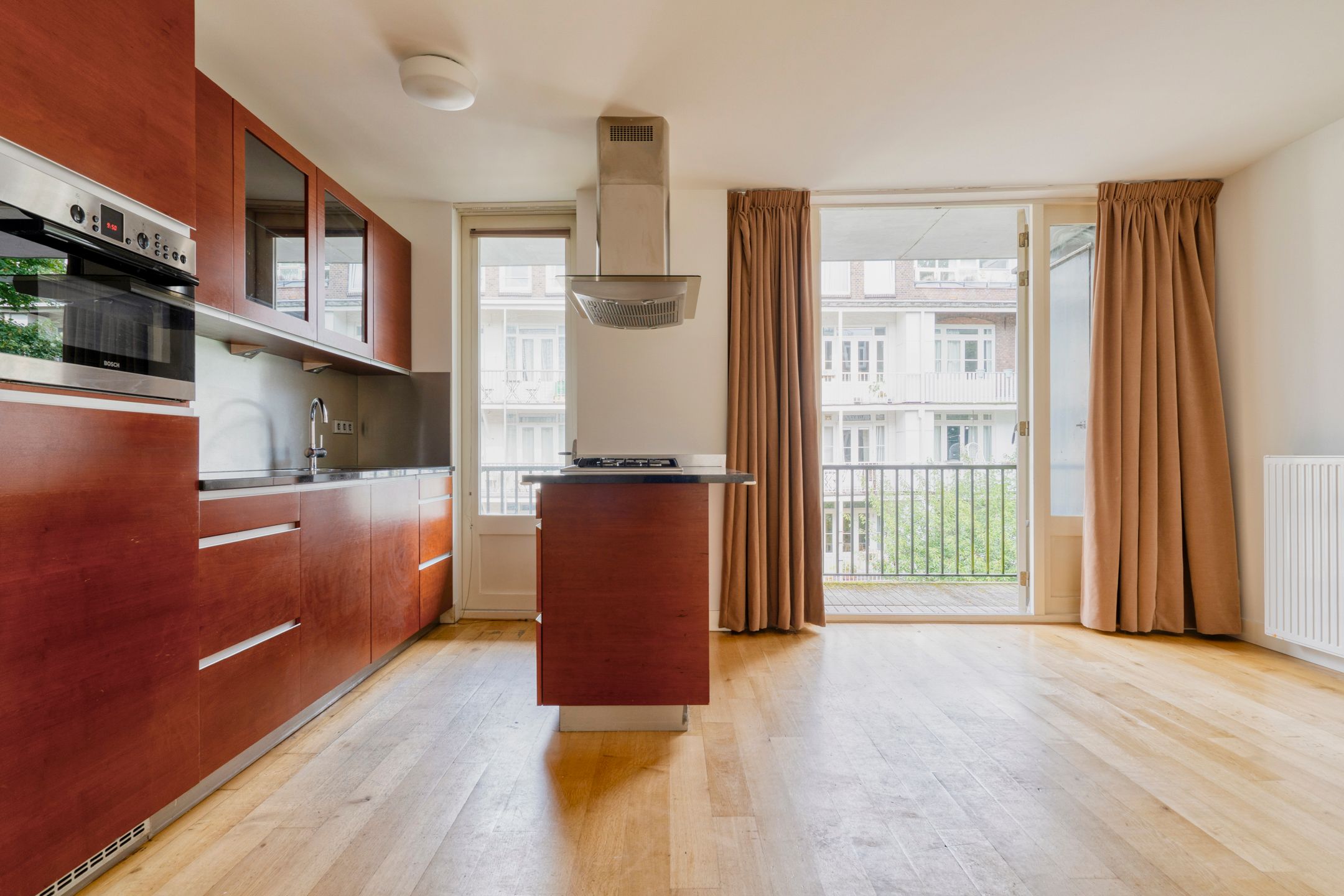 Photo 9 of Balthasar Floriszstraat 47-C