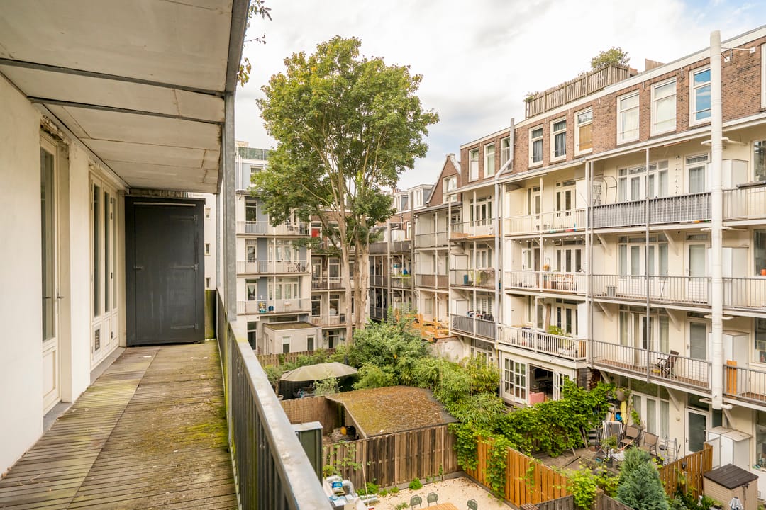 Photo 17 of Balthasar Floriszstraat 47-C