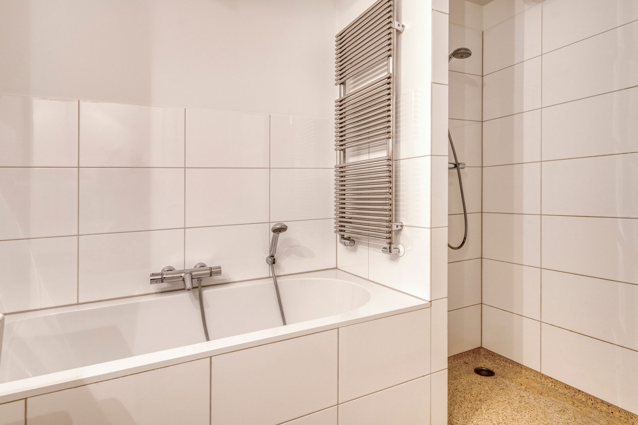 Photo 30 of Balthasar Floriszstraat 47-C