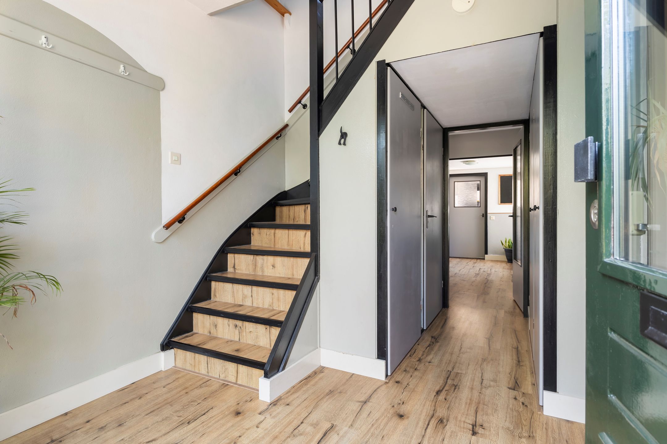 Foto 6 van S L Mansholtplein 13