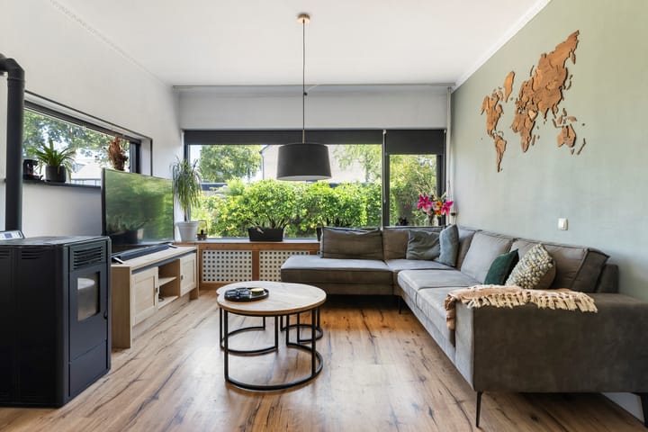 Foto 12 van S L Mansholtplein 13