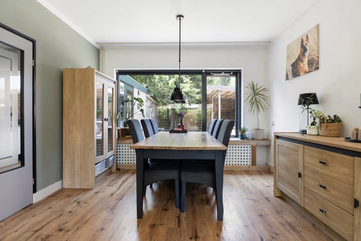 Foto 17 van S L Mansholtplein 13