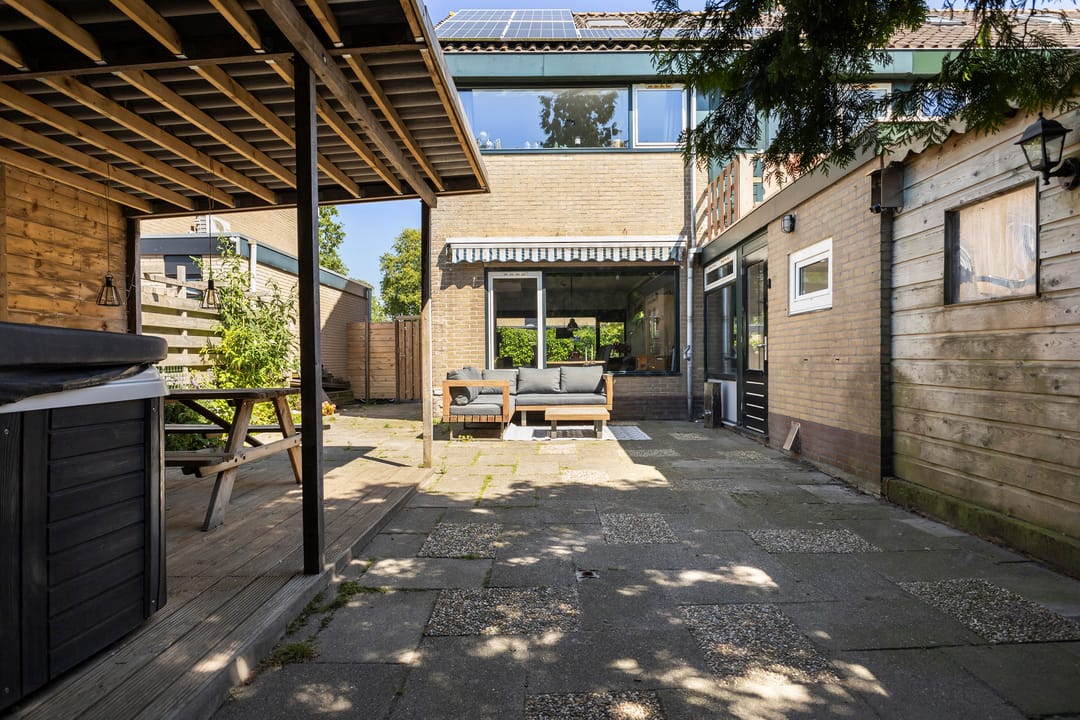 Foto 28 van S L Mansholtplein 13