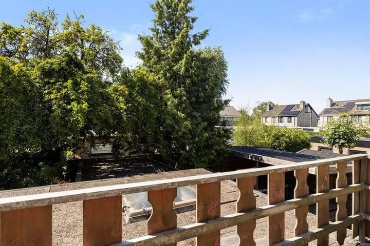 Foto 47 van S L Mansholtplein 13