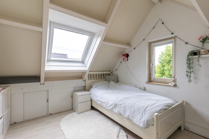 Foto 35 van Thalesstraat 14