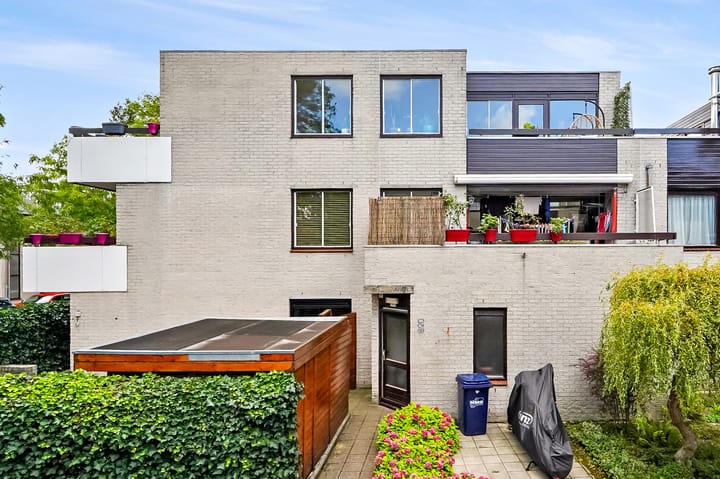 Photo 32 of Architect Krophollerstraat 22