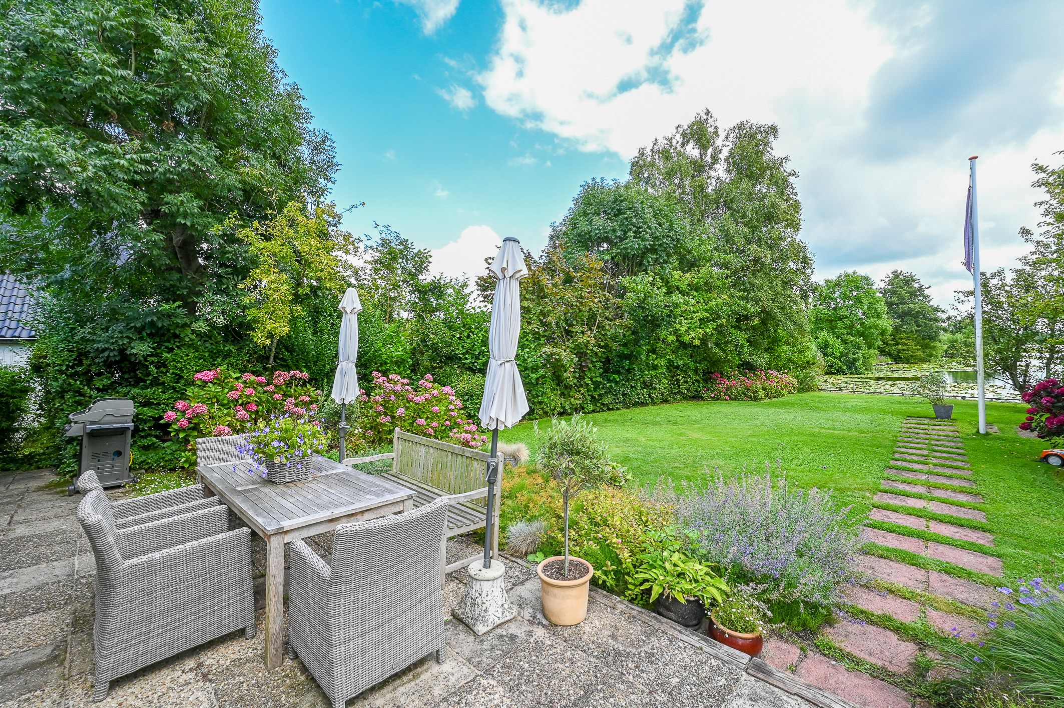 Foto 36 van Dorpsstraat 8