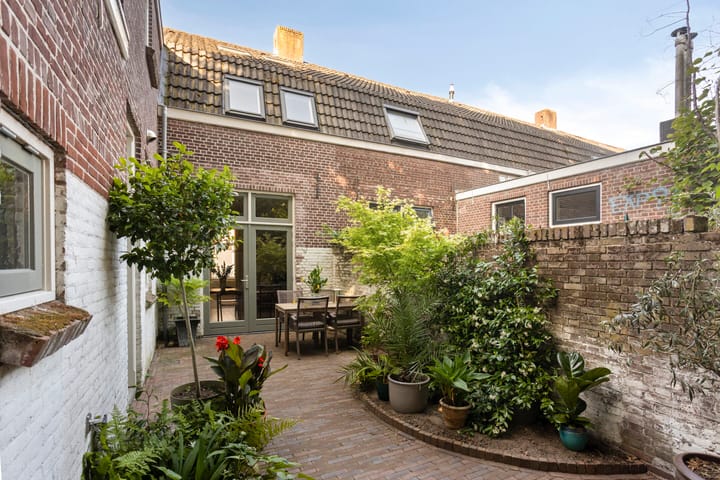 Foto 36 van St Lambertusstraat 27