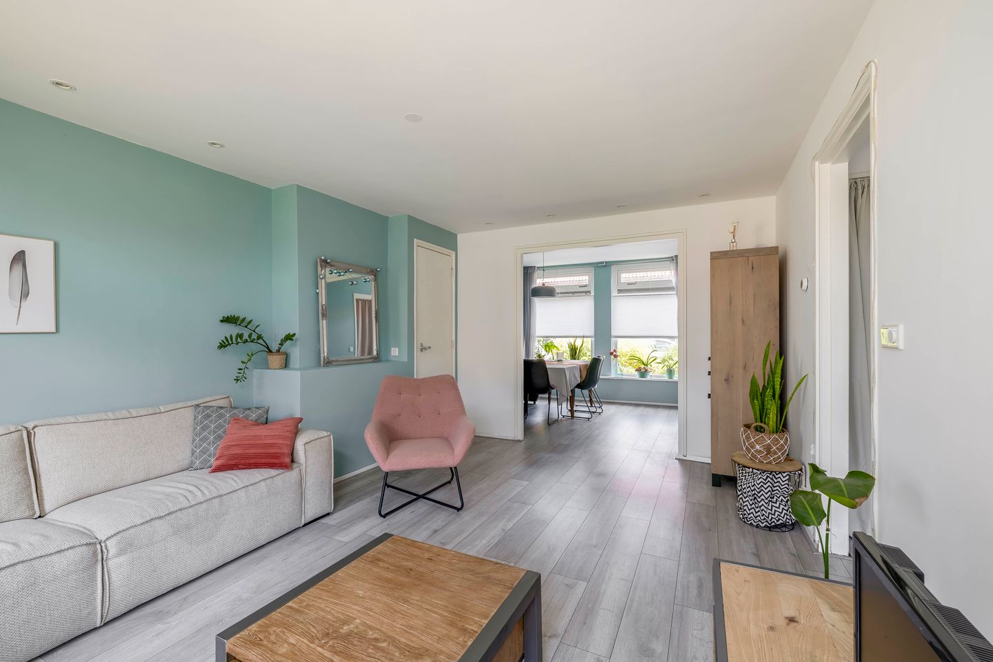 Photo 10 of Leliestraat 38