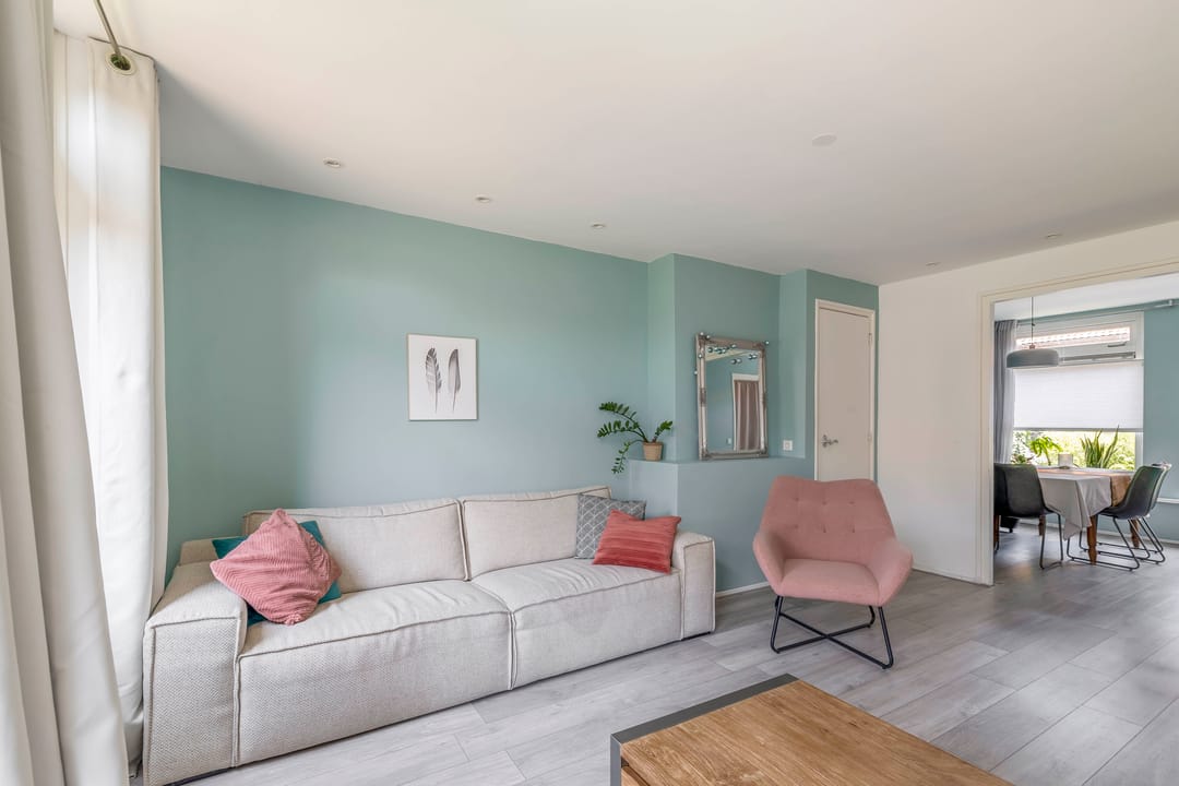 Photo 11 of Leliestraat 38