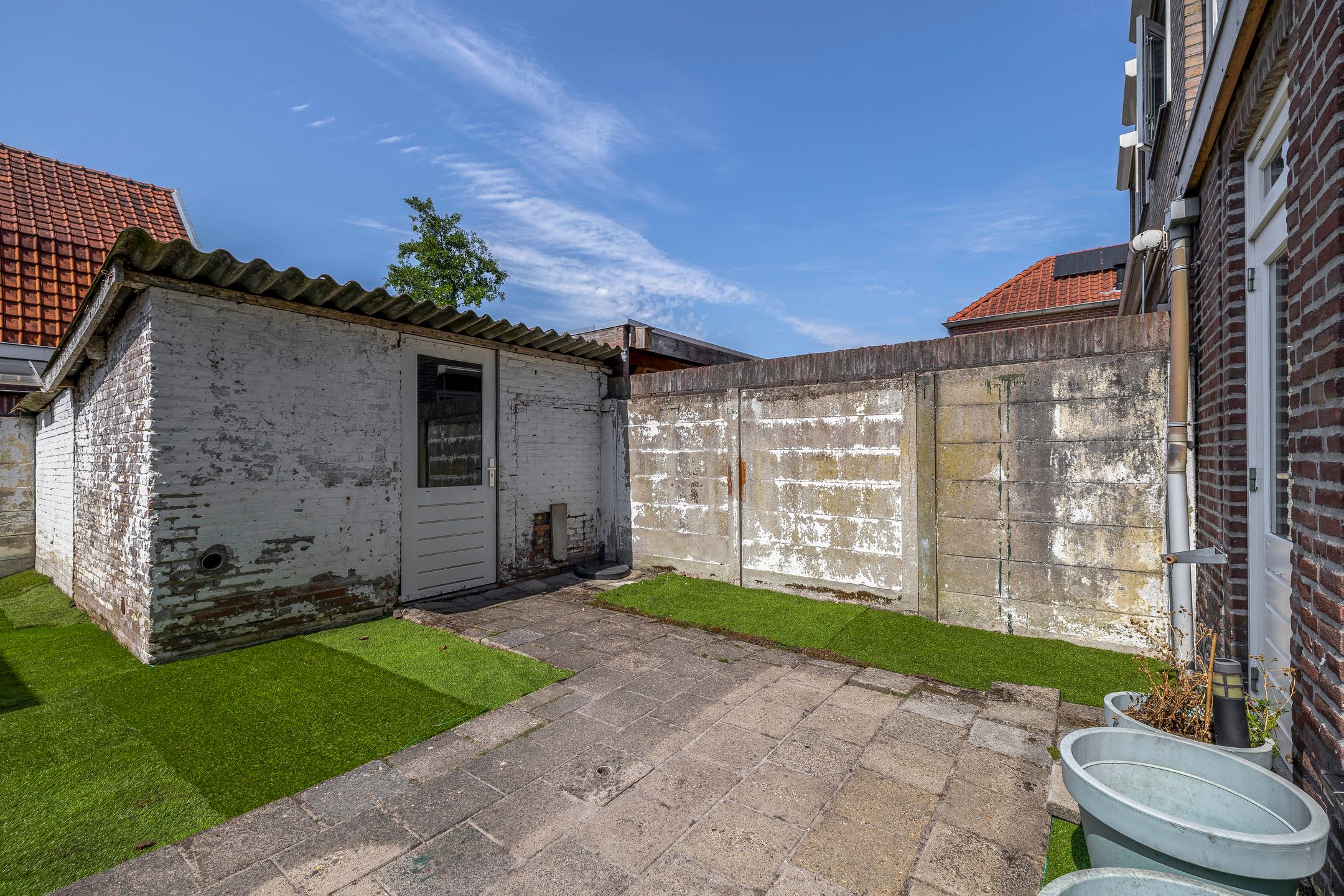 Photo 15 of Leliestraat 38