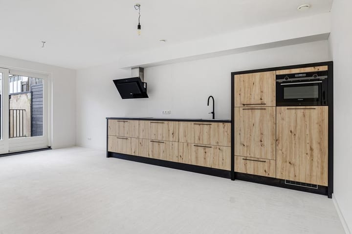 Photo 15 of Zuidvliet 154-A