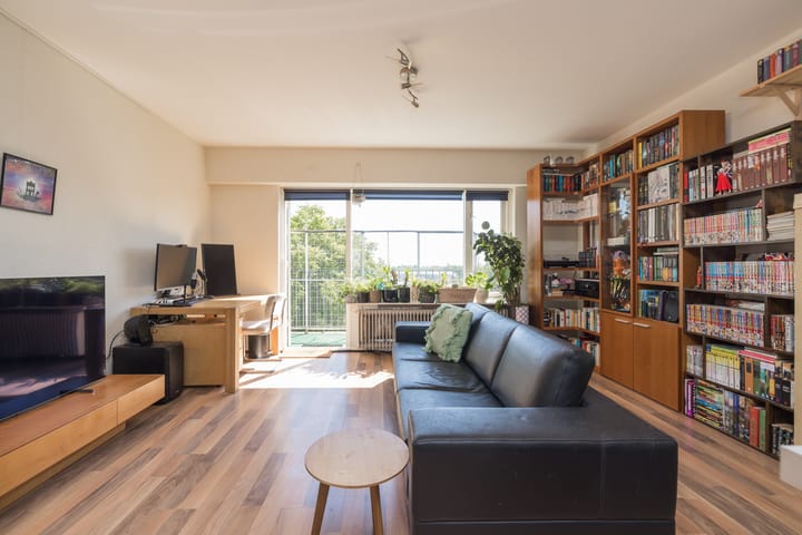 Foto 20 van Aert van Neslaan 645