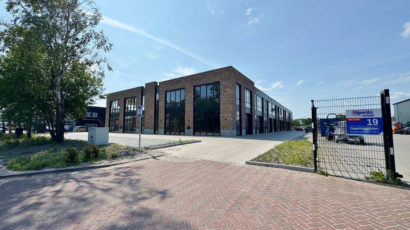 View photo 1 of Rouaanstraat 21