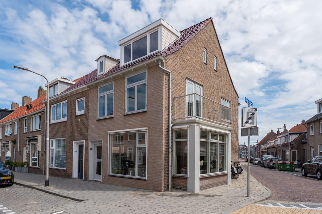 Foto 1 van Koninginneweg 32-A