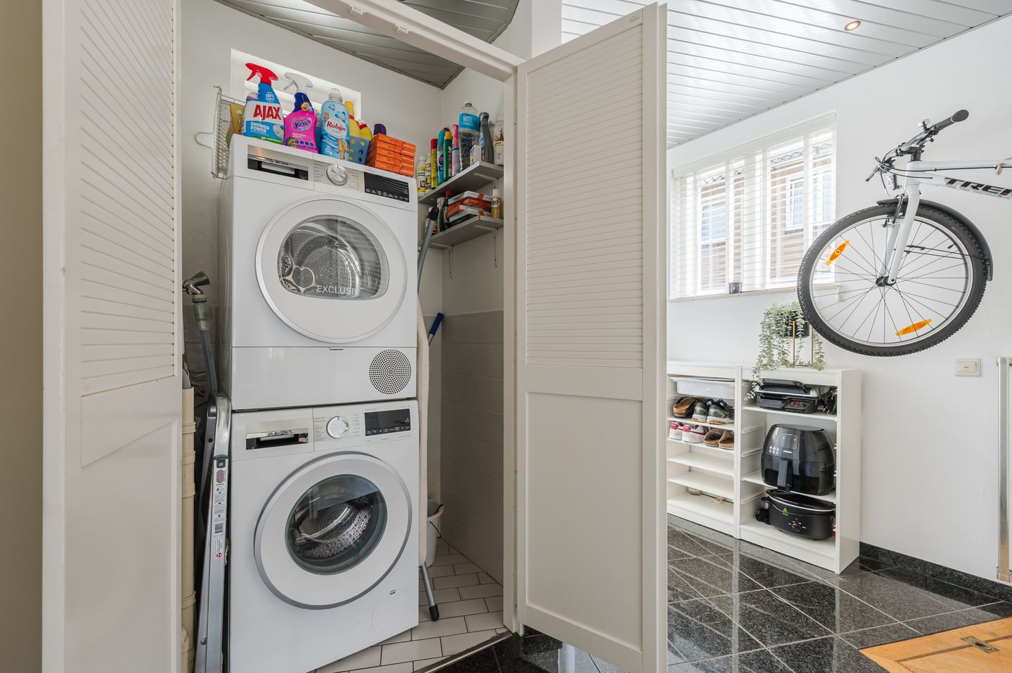 Foto 19 van Koninginneweg 32-A