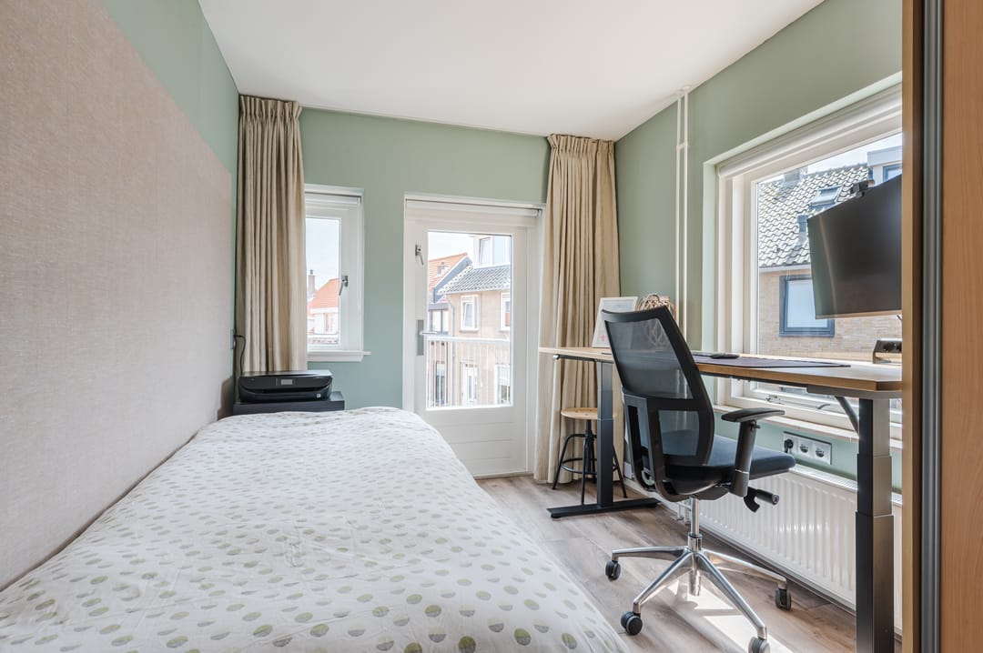 Foto 26 van Koninginneweg 32-A