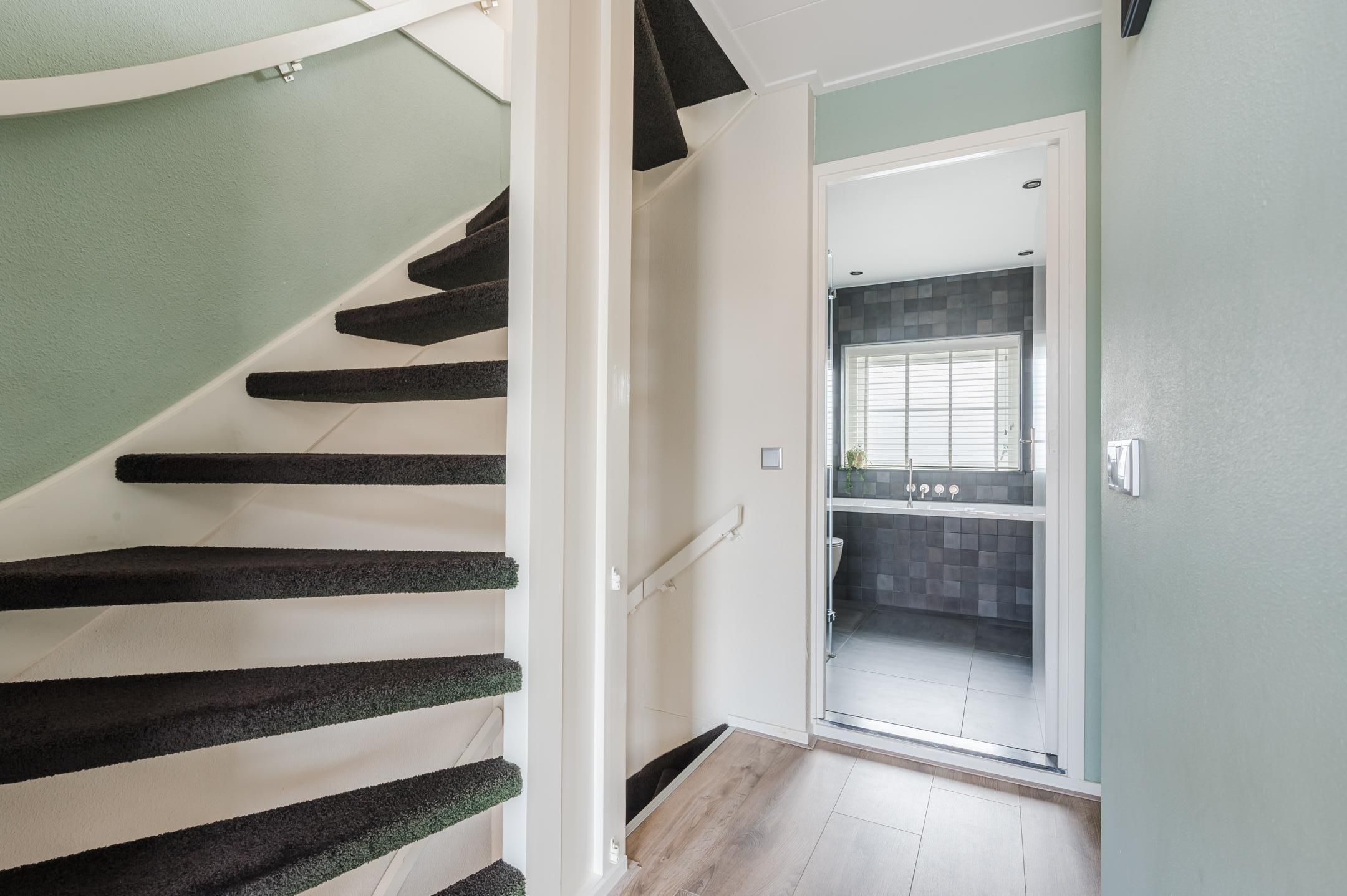 Foto 33 van Koninginneweg 32-A