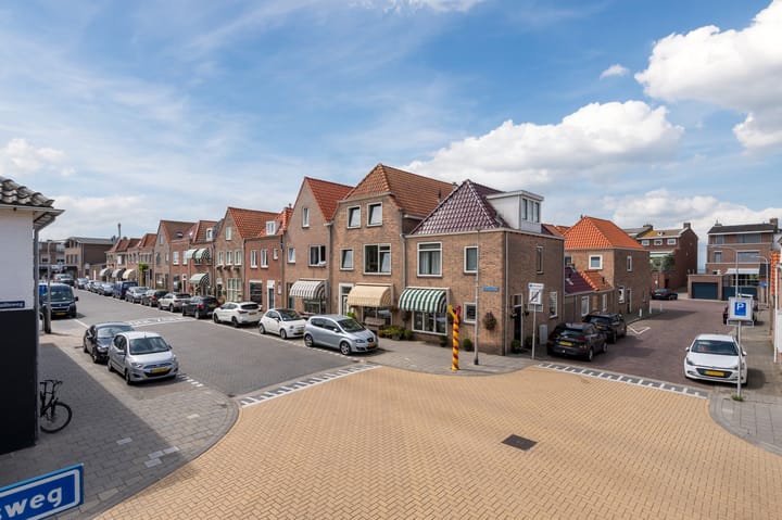 Foto 40 van Koninginneweg 32-A