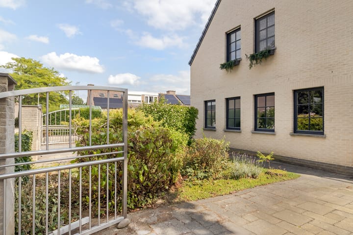 Photo 10 of Sint Willibrorduslaan 44