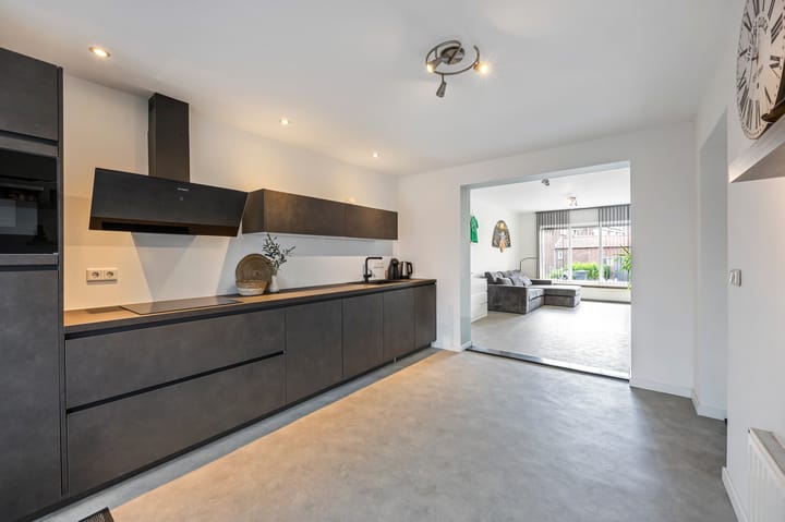 Foto 8 van Plevitsstraat 6