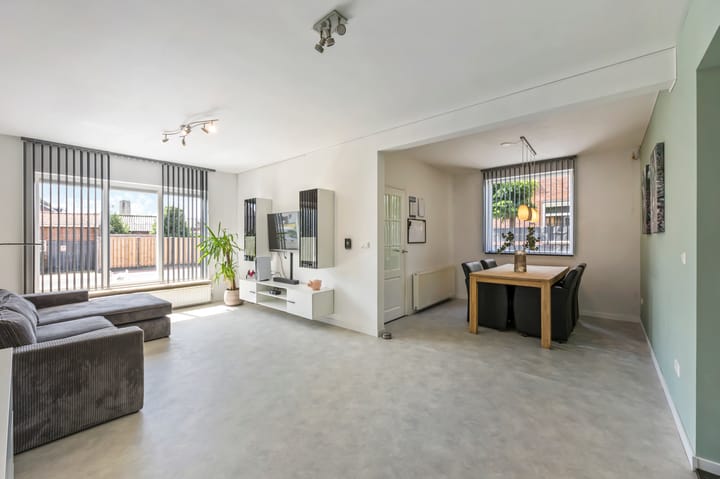 Foto 9 van Plevitsstraat 6