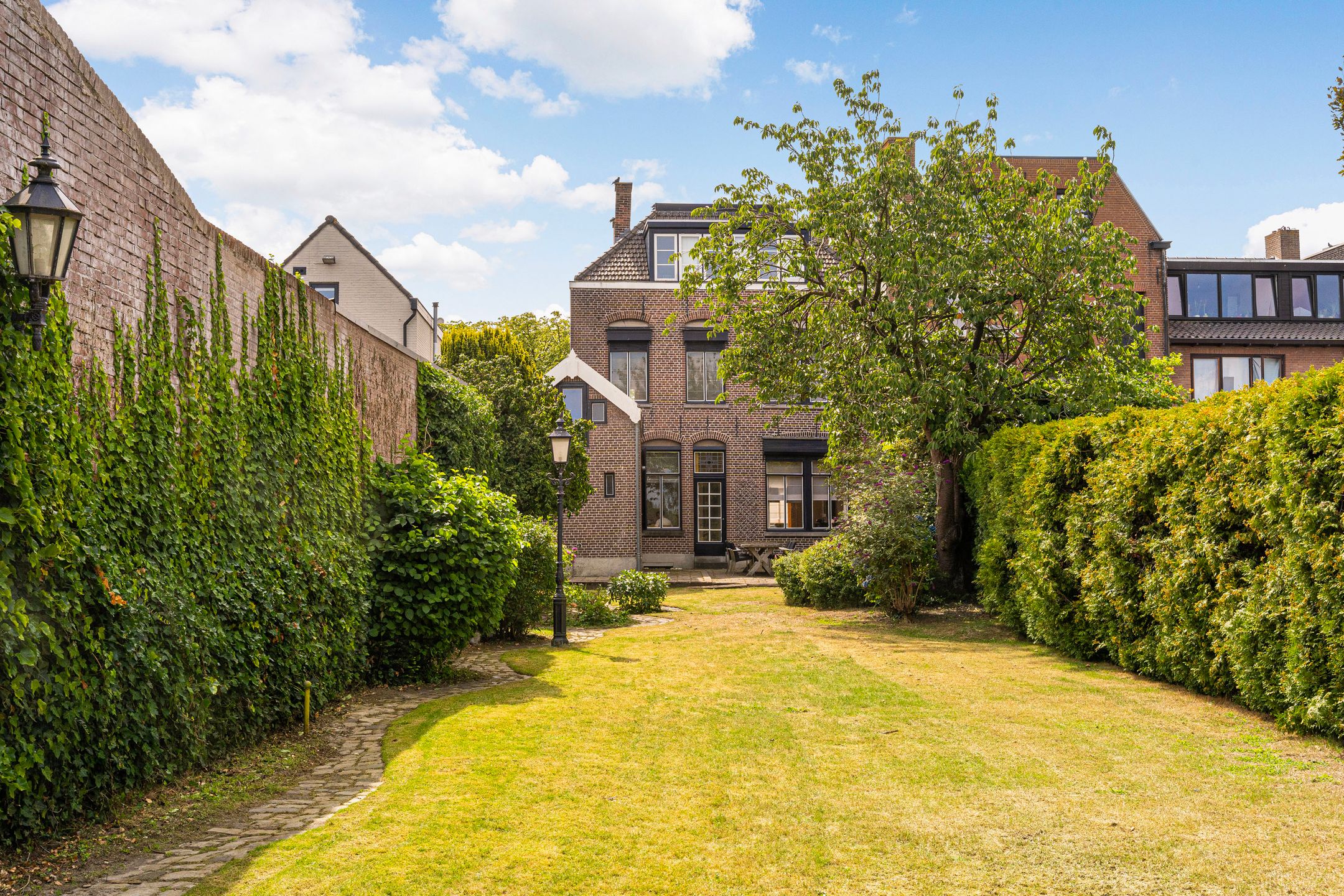 Buying a house in The Netherlands., Kade 18