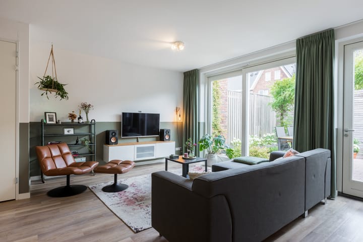 Foto 11 van Irislaan 70