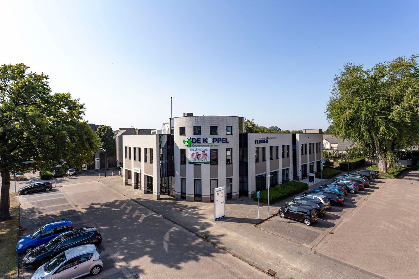 Bekijk foto 1 van Koppelstraat 91