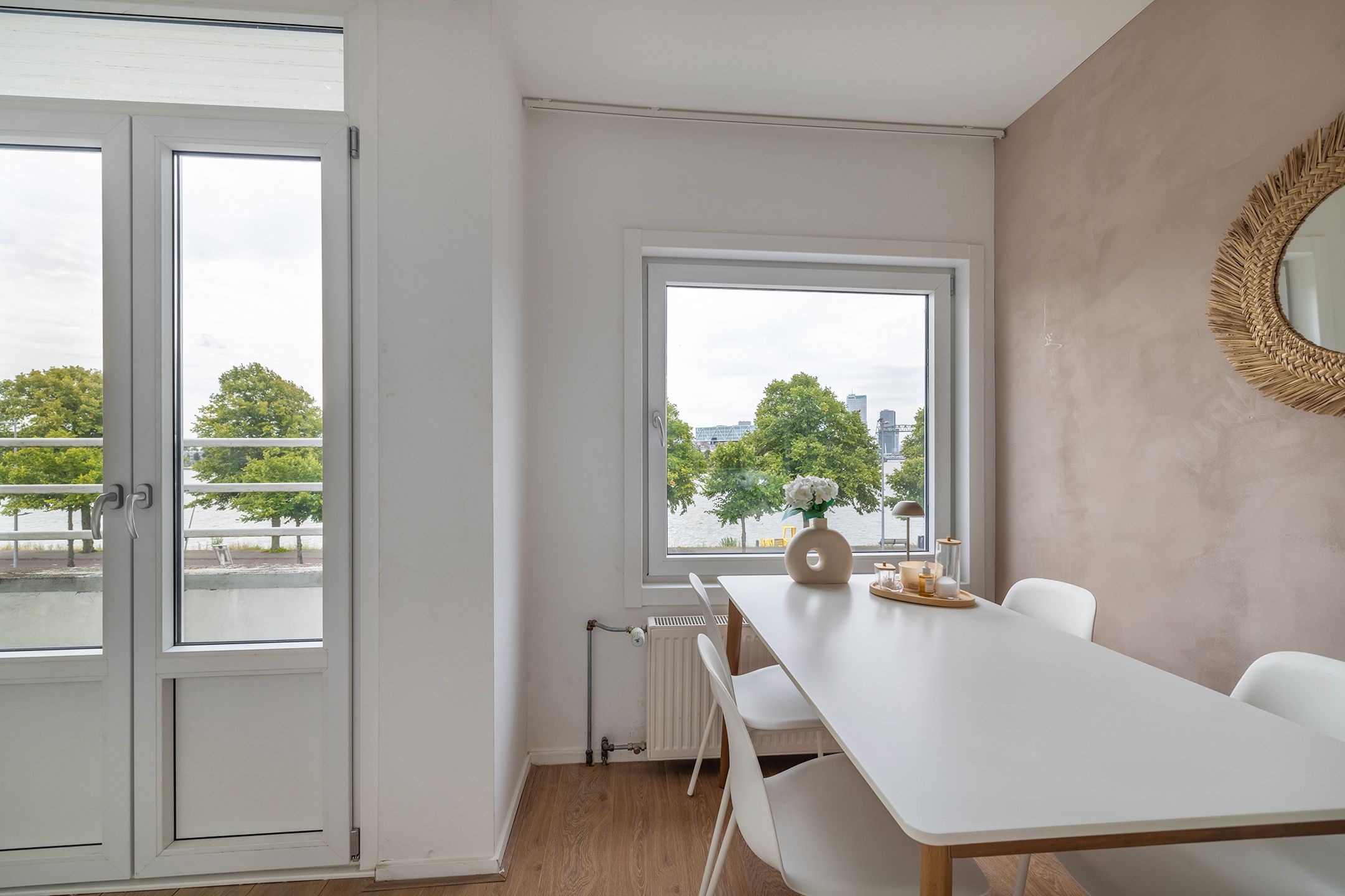 Photo 9 of Oostmaaslaan 211-B02