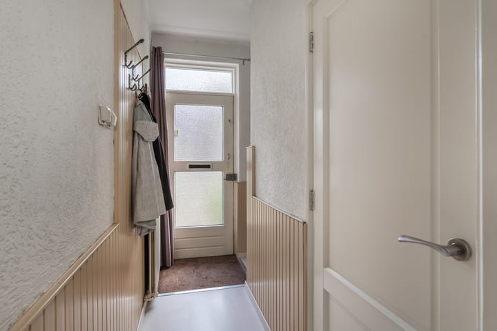 Foto 6 van A C de Ruijter van Steveninckstraat 15