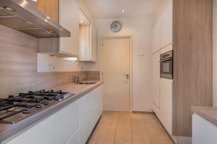 Foto 4 van A C de Ruijter van Steveninckstraat 15