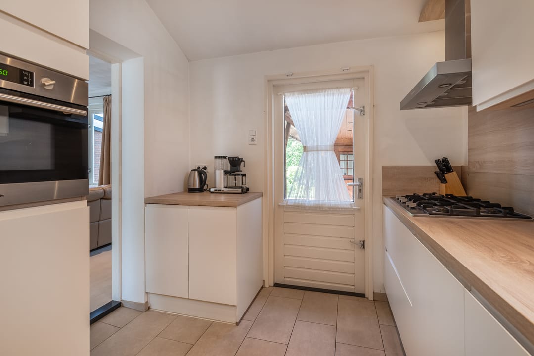 Foto 13 van A C de Ruijter van Steveninckstraat 15