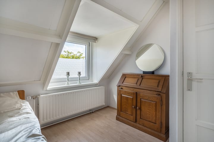 Foto 18 van A C de Ruijter van Steveninckstraat 15