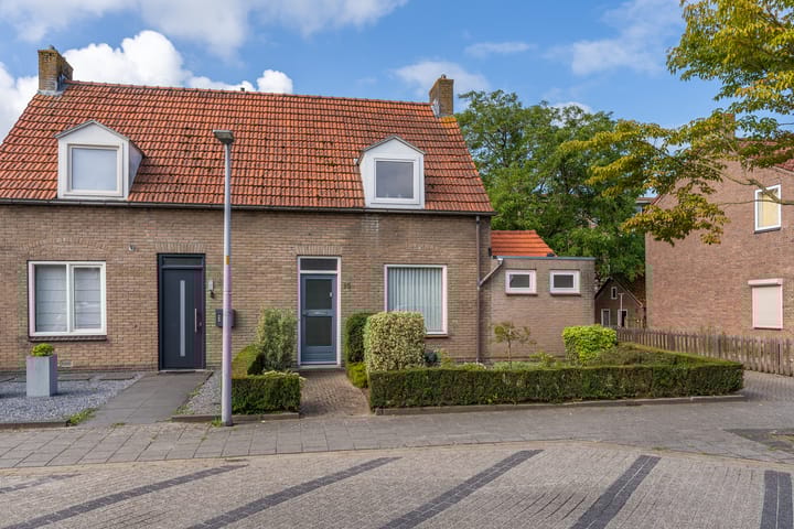 Foto 5 van A C de Ruijter van Steveninckstraat 15