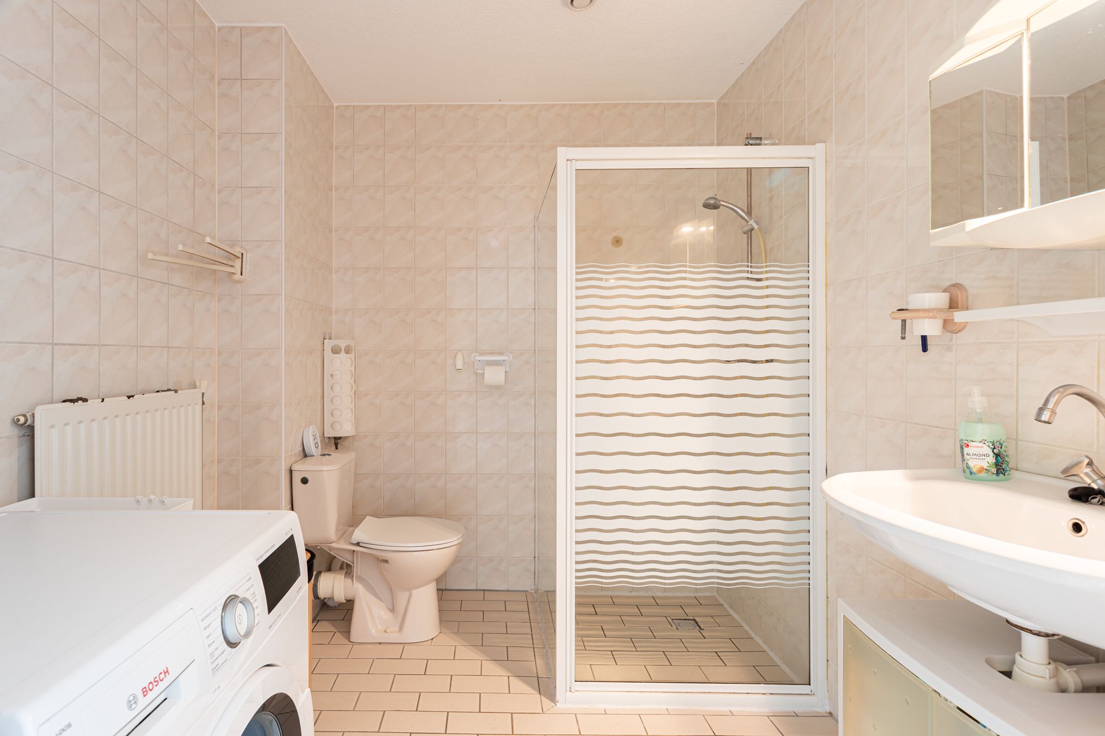 Foto 18 van Januaristraat 83