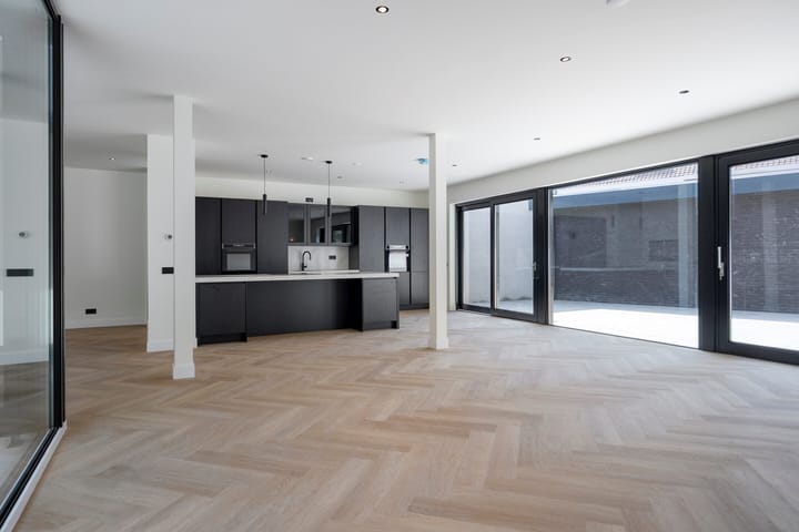 Foto 16 van Steenstraat 25