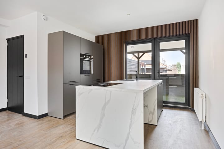 Photo 10 of Gladiolusstraat 20-C