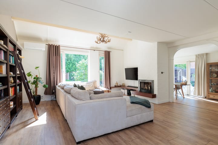 Foto 13 van Rozengaard 19 52