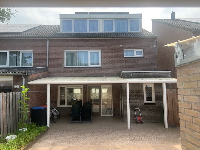 Foto 34 van Meester van Ierselstraat 8